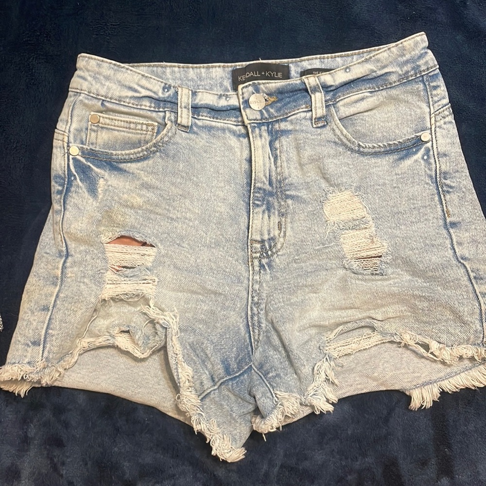 Kendall & Kylie Jean shorts size 5